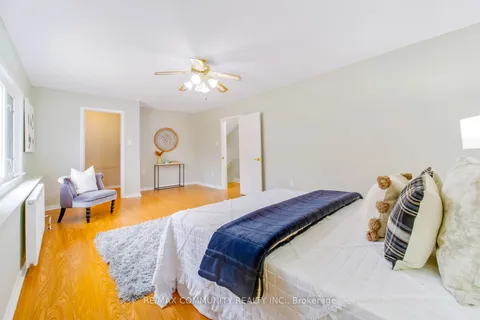 15 Cree Avenue, Toronto, ON M1M 1Z3
