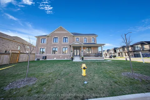 23 Walter Clifford Nesbitt Drive, Whitby, ON L1P 0G5