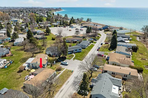 16 Wheelhouse Drive, Clarington, ON L1B 1B9