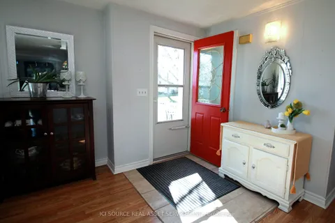 16 Wheelhouse Drive, Clarington, ON L1B 1B9