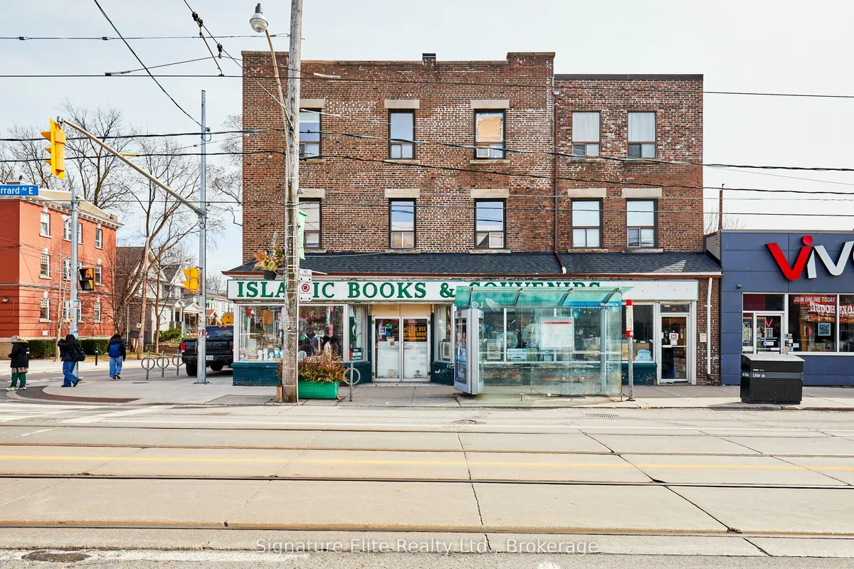 1395 Gerrard Street, ON M4L 1Z3