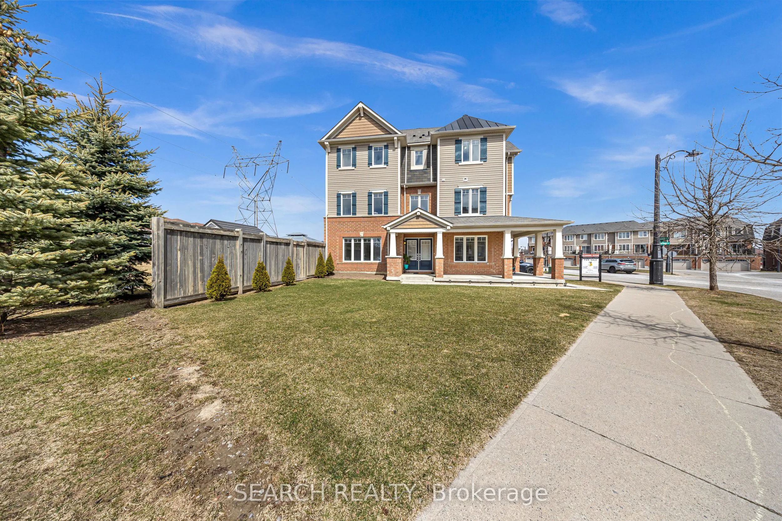 2400 Bronzedale Street, Pickering, ON L1X 0C3