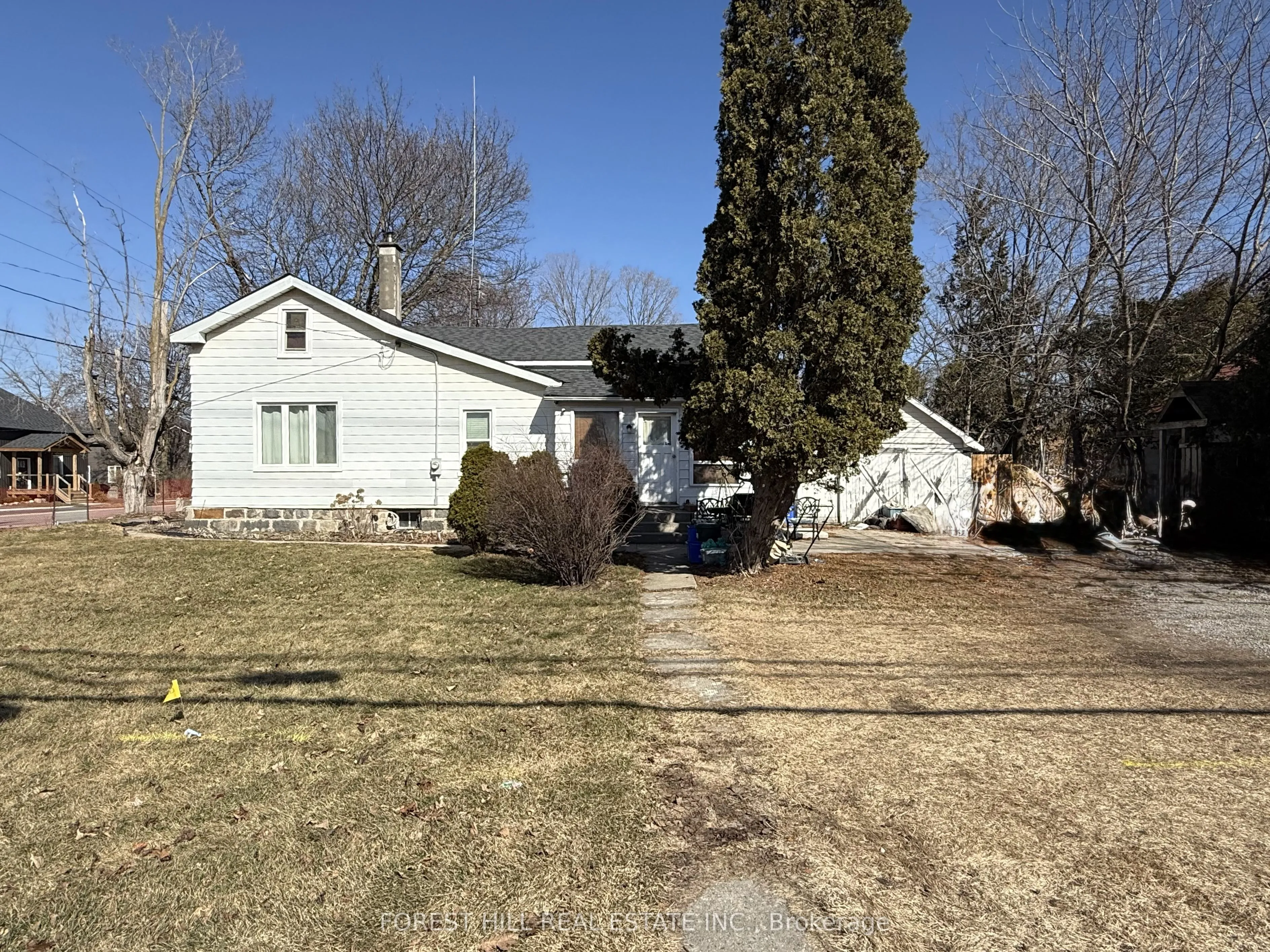 1 Queen Street, Whitby, ON L1M 1C5