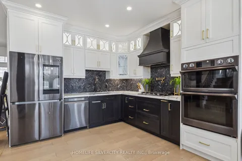 579 Faywood Crescent, Oshawa, ON L1K 2S4