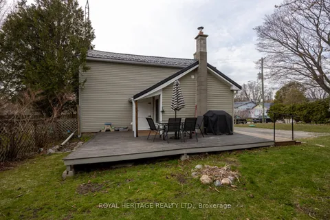 2017 Newtonville Road, Clarington, ON L0A 1J0