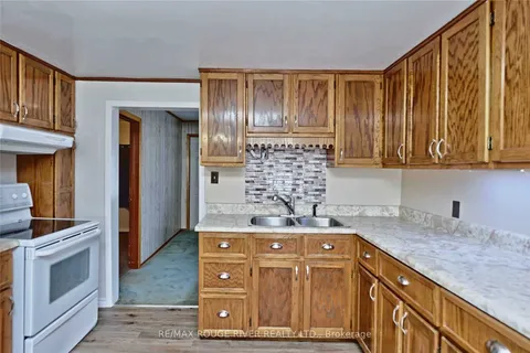 24 Hunt Street, Clarington, ON L1C 2W7