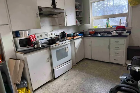 18 Mccowan Road, Toronto, ON M1M 3L8