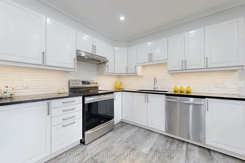 282 Scottsdale Drive, Clarington, ON L1C 5J2