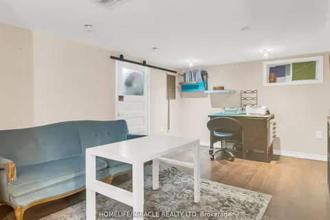 87 harmony Road, Oshawa, ON L1H 6T2