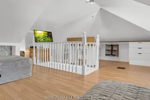 87 harmony Road, Oshawa, ON L1H 6T2