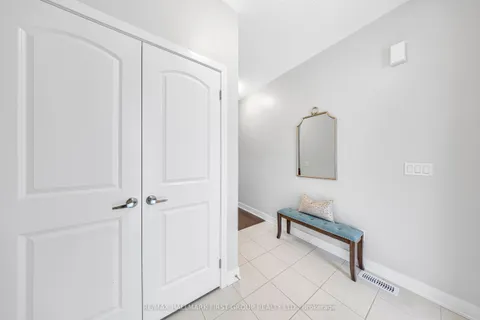 1023 Dyas Avenue, Oshawa, ON L1L 0V4