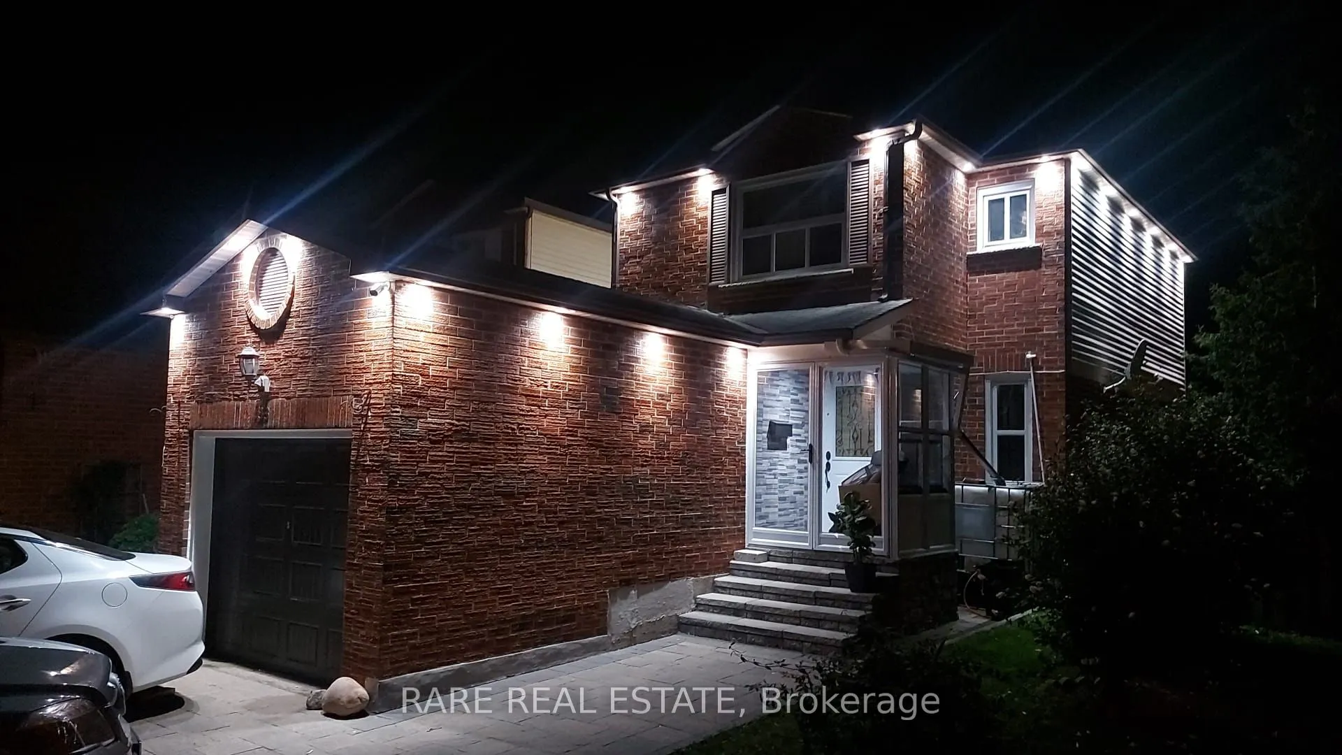 33 Fieldside Drive, Toronto, ON M1V 3C4