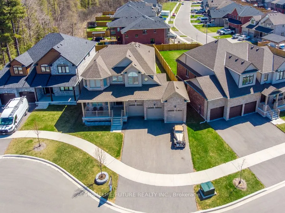 27 Higham Place, Clarington, ON L1C 7G5