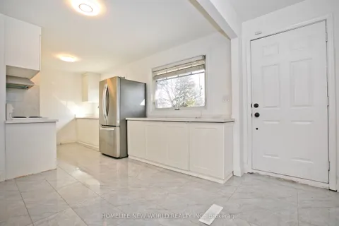 152 Eastmount Street, Oshawa, ON L1G 6K6