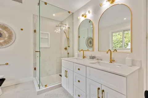 14 Heber Down Crescent, Whitby, ON L1M 1A8