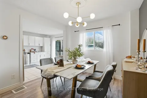88 Fernbank Place, Whitby, ON L1R 1T2