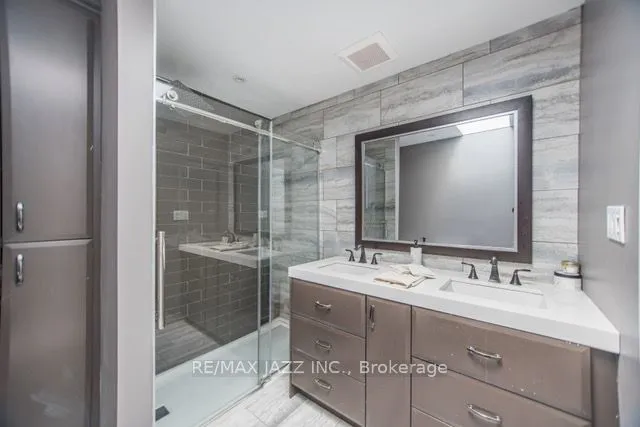 2880 Holt Road, Clarington, ON L1C 3K4