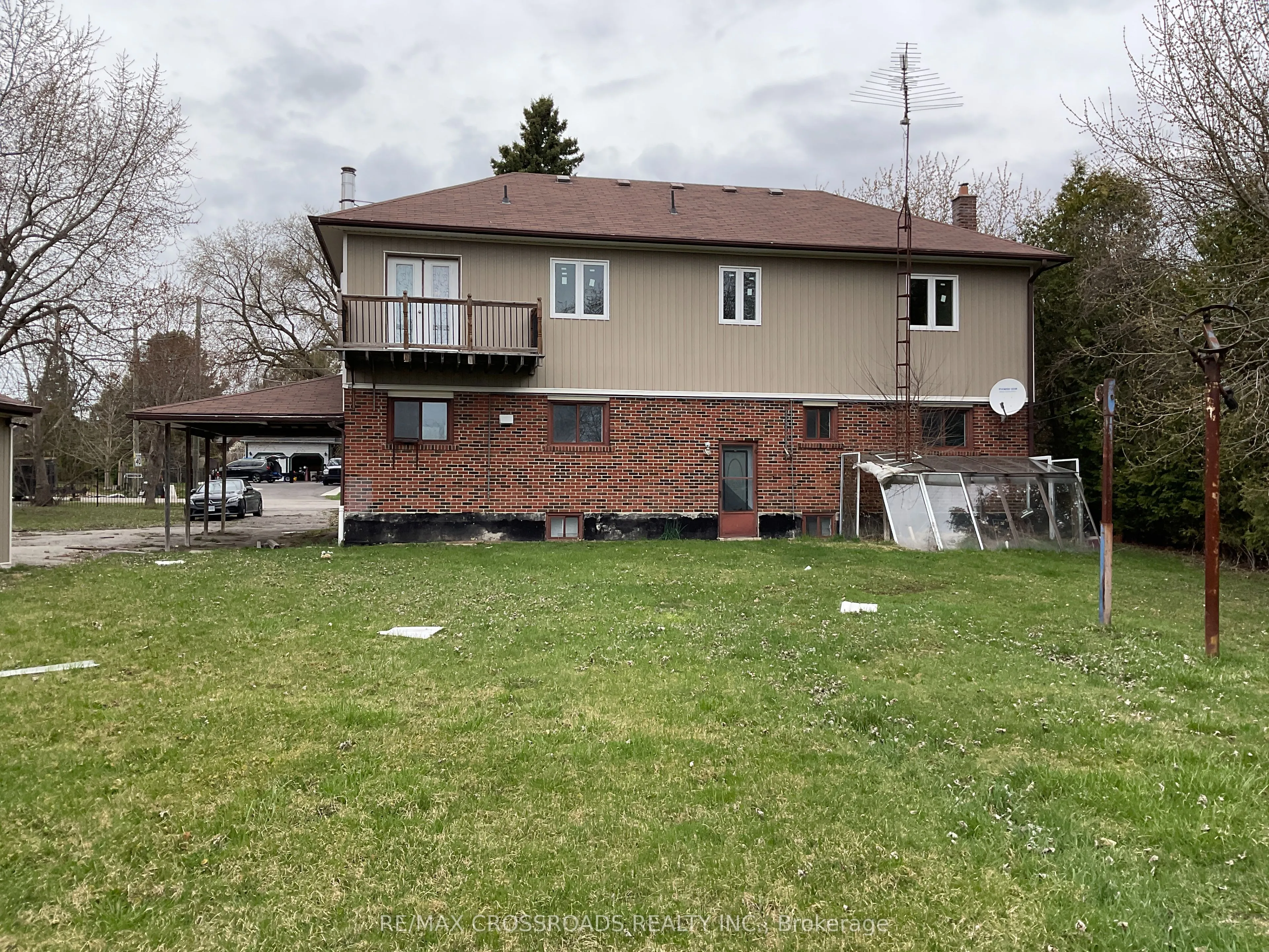 239 Davidson Street, Pickering, ON L1V 2P9