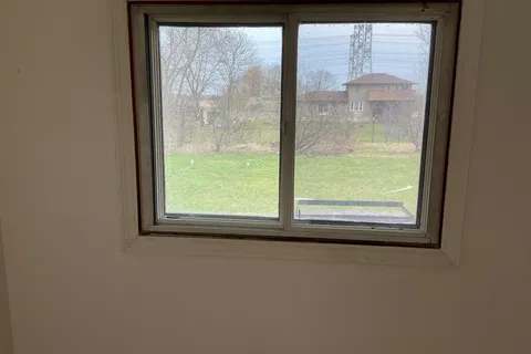 239 Davidson Street, Pickering, ON L1V 2P9