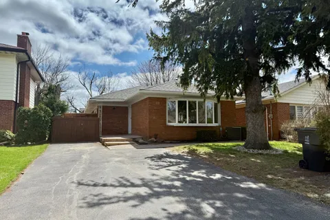 57 Moorecroft Crescent, Toronto, ON M1K 3T9