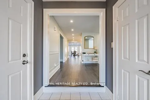 14 Balsdon Crescent, Whitby, ON L1P 1L5