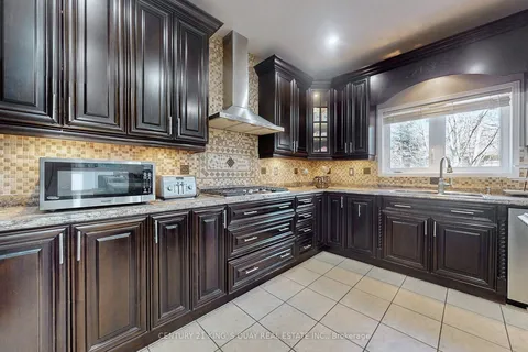 151 Gillett Drive, Ajax, ON L1Z 0C1