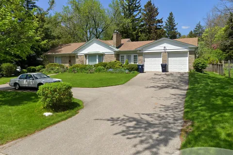 20 Bellehaven Crescent, Toronto, ON M1M 1H3