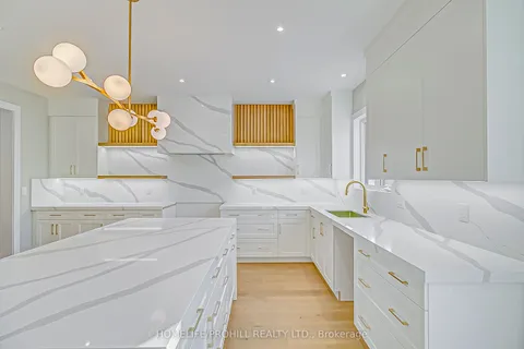 24 Clemes Drive, Toronto, ON M1C 0E6