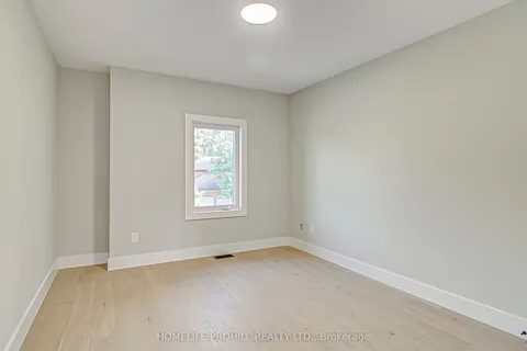 24 Clemes Drive, Toronto, ON M1C 0E6