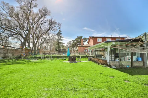 29 Portico Drive, Toronto, ON M1G 3R5