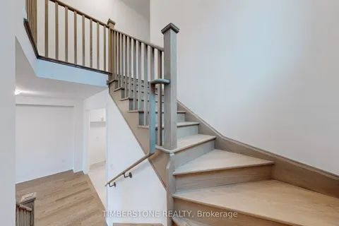 1048 Valhalla Terrace, Pickering, ON L1X 0P8