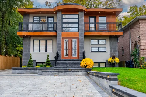 134 Manse Road, Toronto, ON M1E 3V1