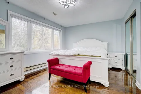 6 Larwood Boulevard, Toronto, ON M1M 2M5