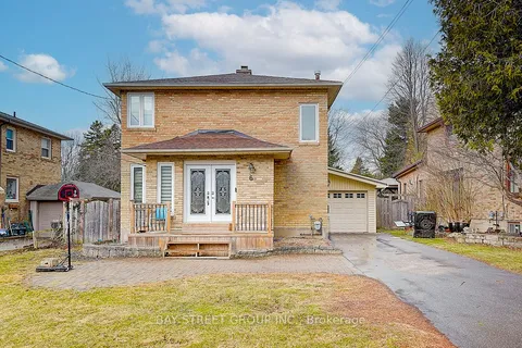 6 Larwood Boulevard, Toronto, ON M1M 2M5