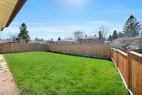 6 Langevin Crescent, Toronto, ON M1C 2B6