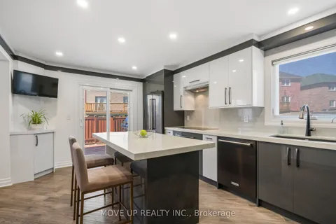 69 Mullen Drive, Ajax, ON L1T 2B2