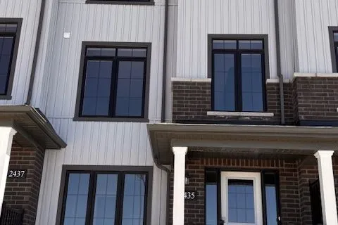 2435 Verne Bowen Street, Oshawa, ON L1H 0X1