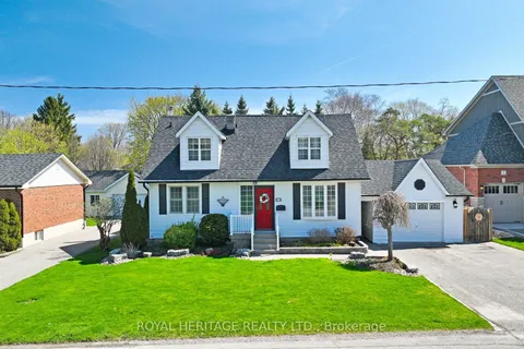 11 Durham Street, Whitby, ON L1M 1A5