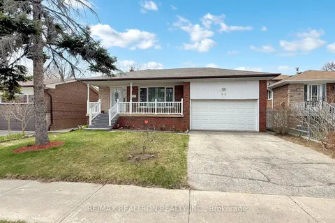 12 Budworth Drive, Toronto, ON M1E 3H5