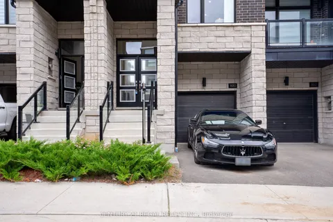 1610 Moonbeam Glen, Pickering, ON L1X 0H9