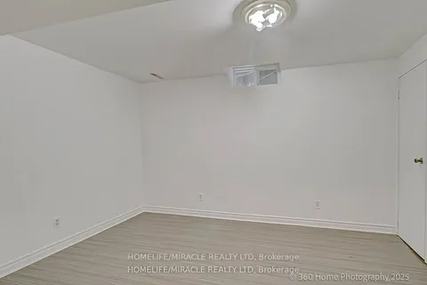 94 Brimley Road, Toronto, ON M1M 3V3