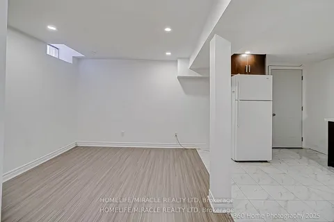 94 Brimley Road, Toronto, ON M1M 3V3