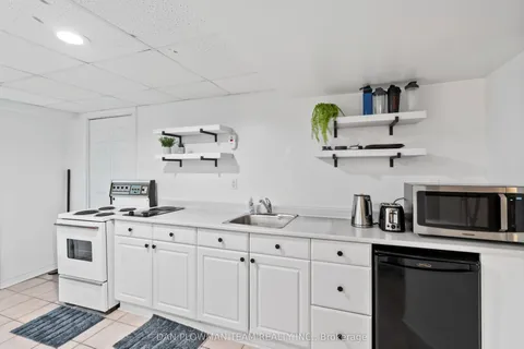 3 Kilbride Drive, Whitby, ON L1R 2B2
