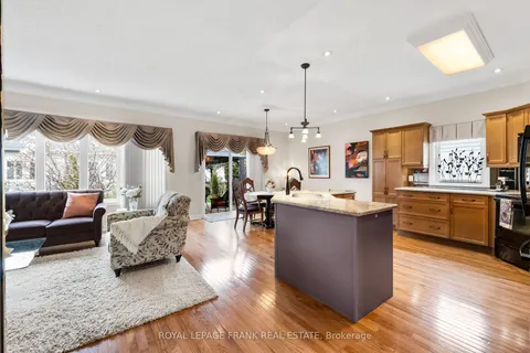 26 Kissingbridge Lane, Clarington, ON L1B 0B2
