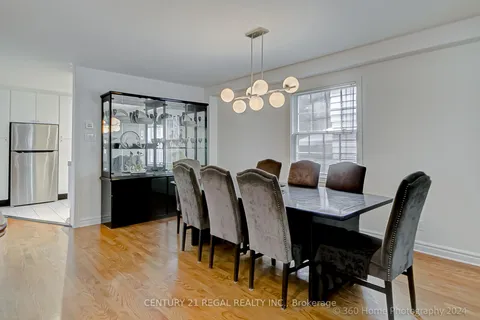 2239 Gerrard Street, Toronto, ON M4E 2C9