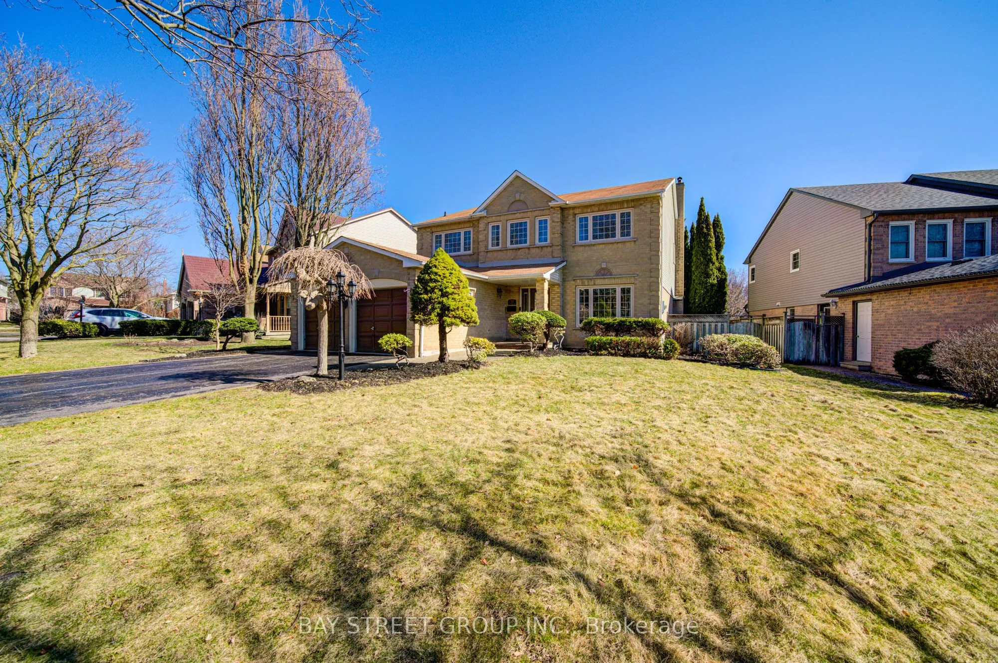 72 Allayden Drive, Whitby, ON L1P 1L5