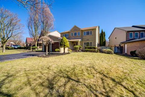 72 Allayden Drive, Whitby, ON L1P 1L5