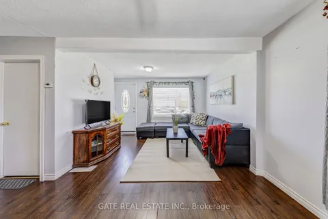 363 Annapolis Avenue, Oshawa, ON L1J 2Y3