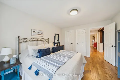2 TAUNUS Court, Clarington, ON L1C 4H5