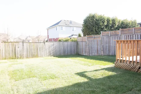 67 Dadson Drive, Clarington, ON L1C 5J1